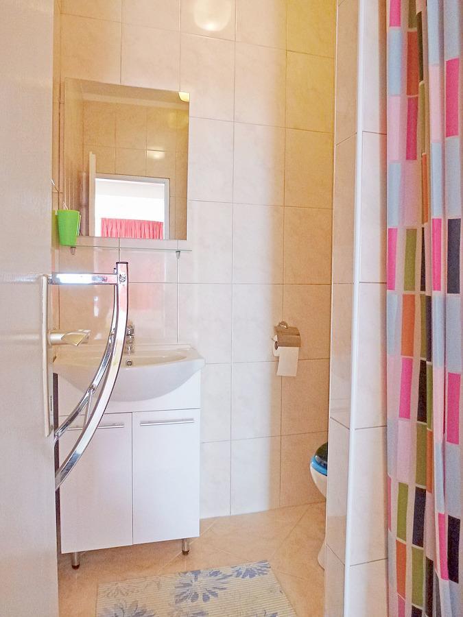 Apartment Blanka By El-Pi Tours Njivice Esterno foto