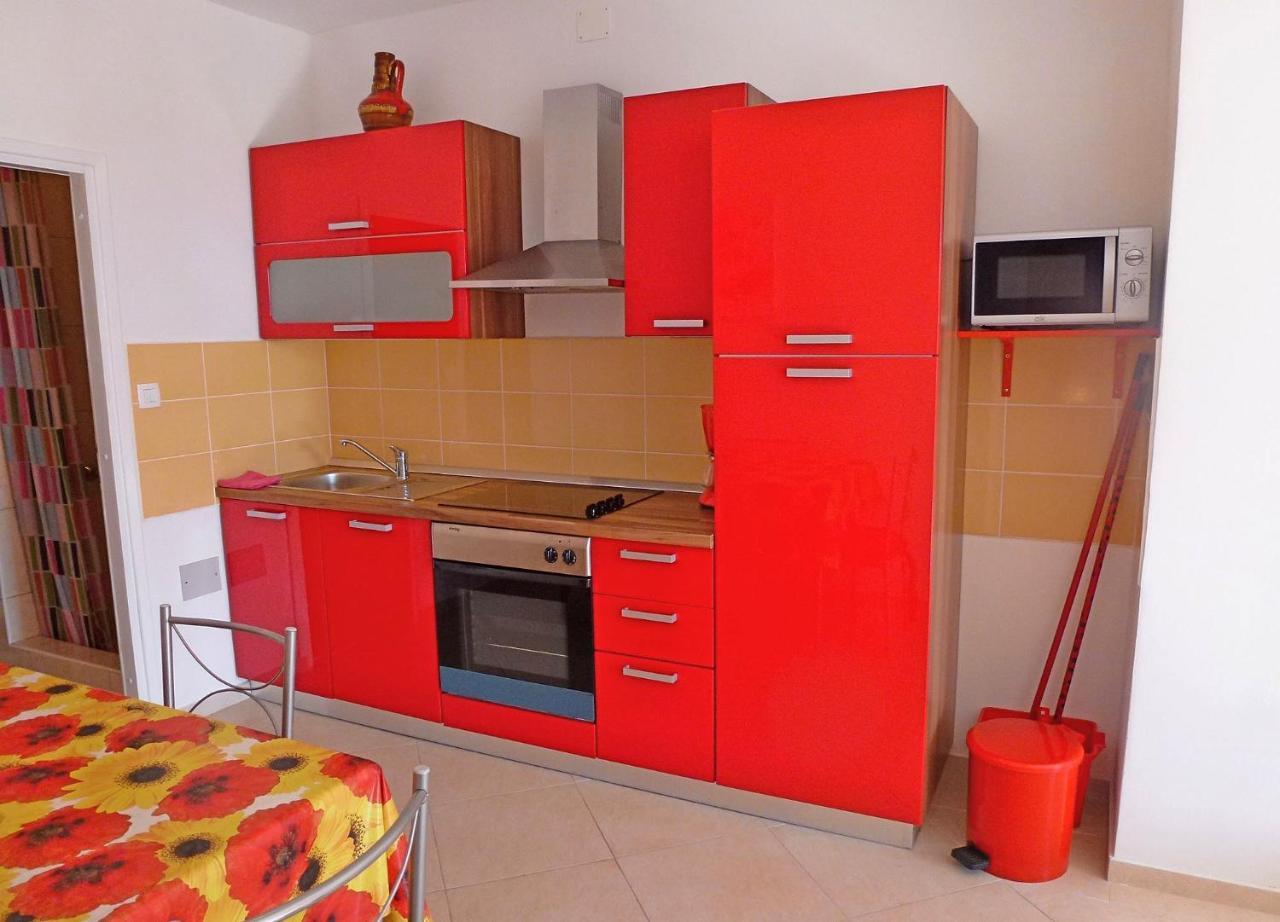 Apartment Blanka By El-Pi Tours Njivice Esterno foto